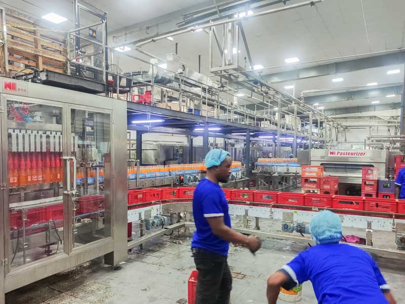 18000BPH 330ml glass bottle Coca-Cola filling and packaging line 18000BPH 330ml glass bottle Coca-Cola filling and packaging line